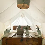 Luksuzni šator Vintage Tent At The Lovsin Estate *