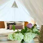 Vintage Tent At The Lovsin Estate Luksuzni šator