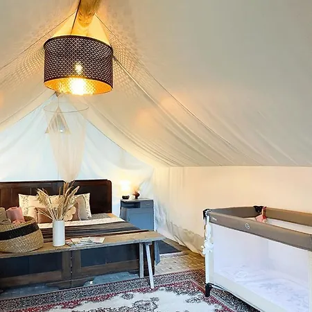 Vintage Tent At The Lovsin Estate Luxury tent