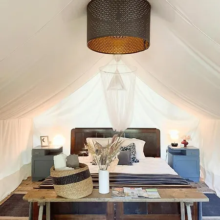 Luksuzni šotor Vintage Tent At The Lovsin Estate *
