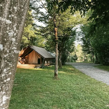 Vintage Tent At The Lovsin Estate *