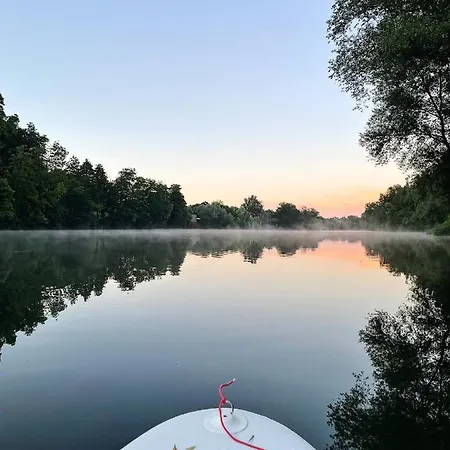 Vintage Tent At The Lovsin Estate