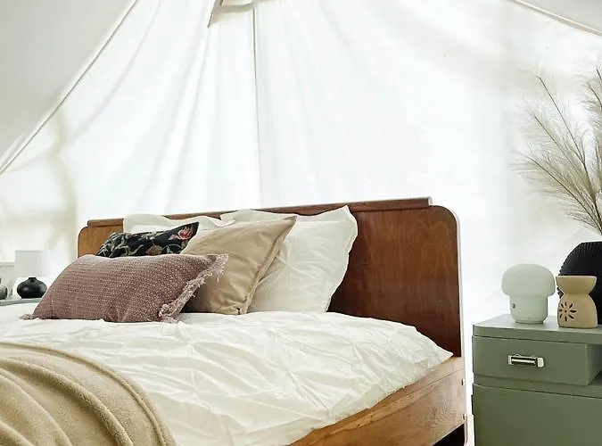 Glamping Vintage Tent At The Lovsin Estate