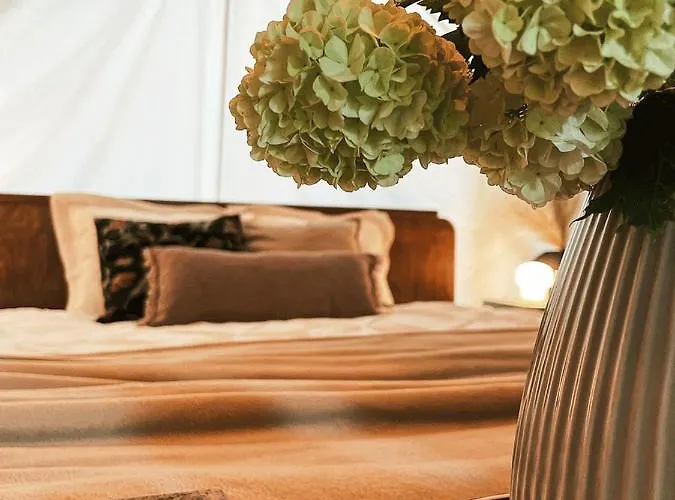 Vintage Tent At The Lovsin Estate Glamping