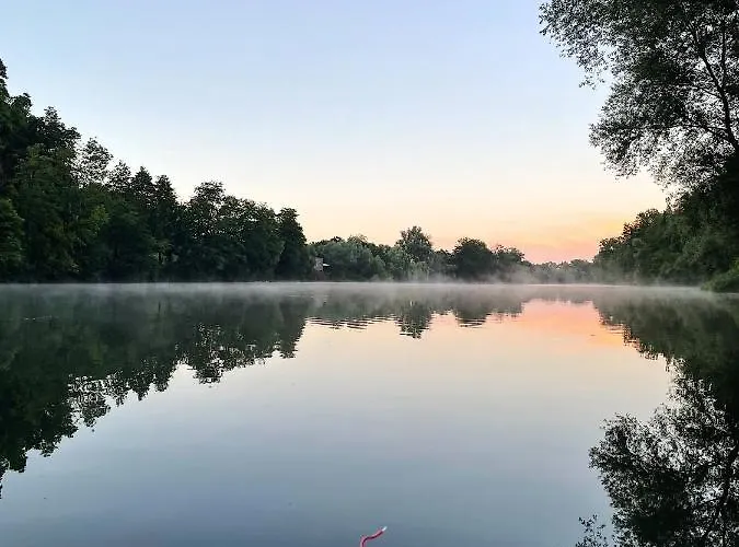 Vintage Tent At The Lovsin Estate