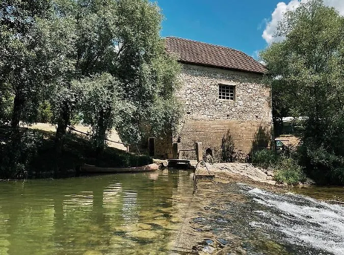 Vintage Tent At The Lovsin Estate Glamping Metlika
