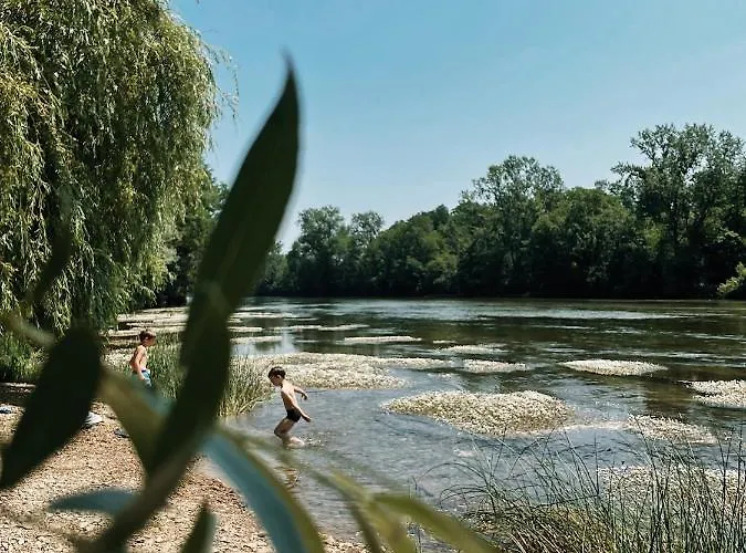 Glamping Vintage Tent At The Lovsin Estate Metlika